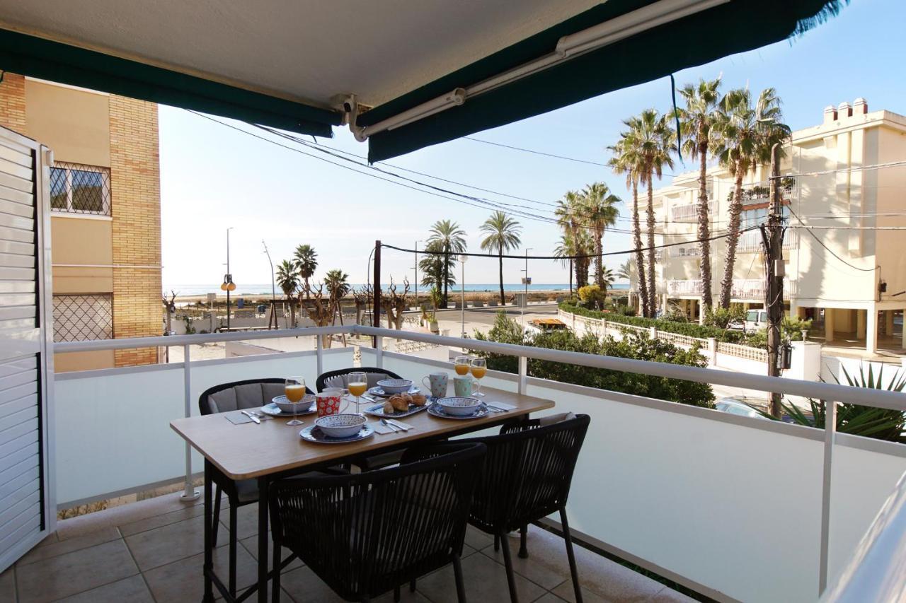 Beach Club House Apartment กาสเตย์เดเฟลส์ ภายนอก รูปภาพ